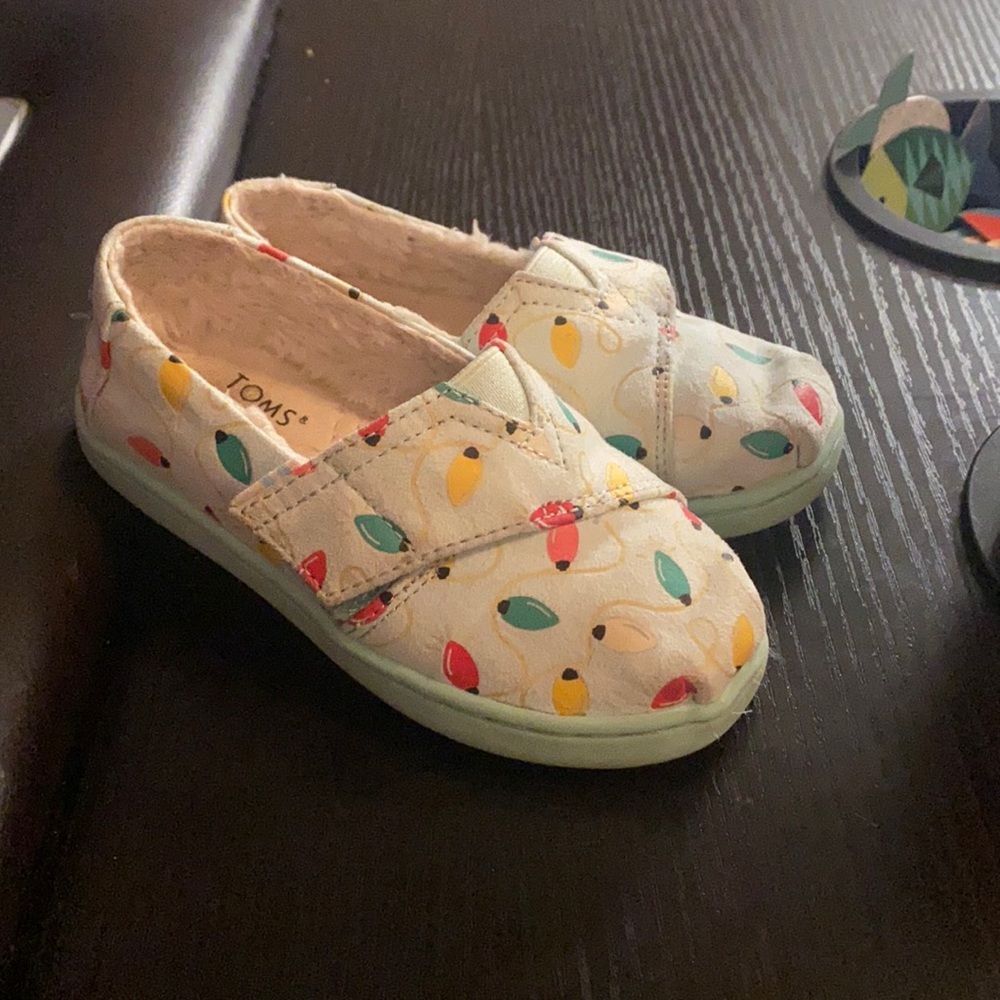 Used Christmas light glow in the dark Toms 8t